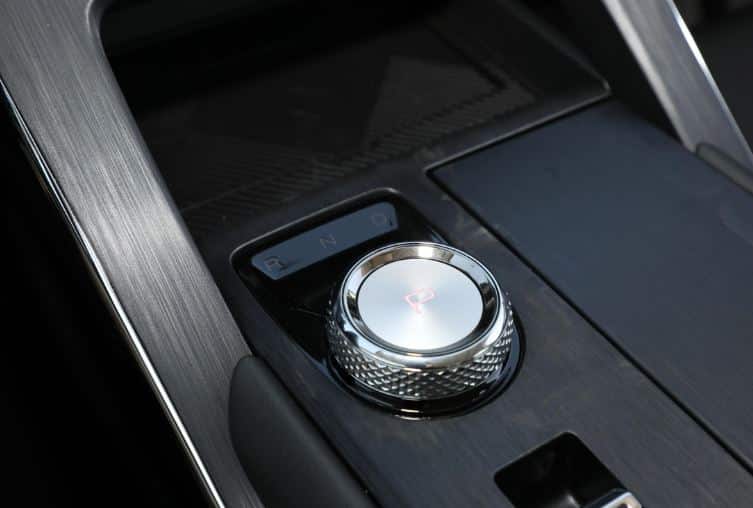 Haval H6 DHT-PHEV lanzado oficialmente en Tailandia, el precio comienza desde 22,400 USD 20 Haval H6 DHT-PHEV lanzado oficialmente en Tailandia, el precio comienza desde 22,400 USD