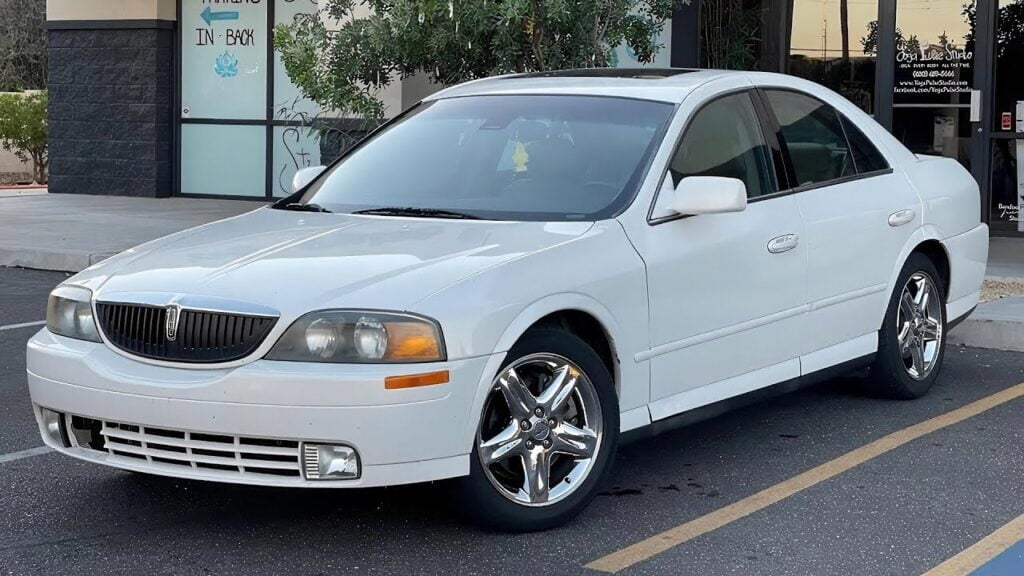 Opiniones del Lincoln LS V8: Lo que necesitas saber