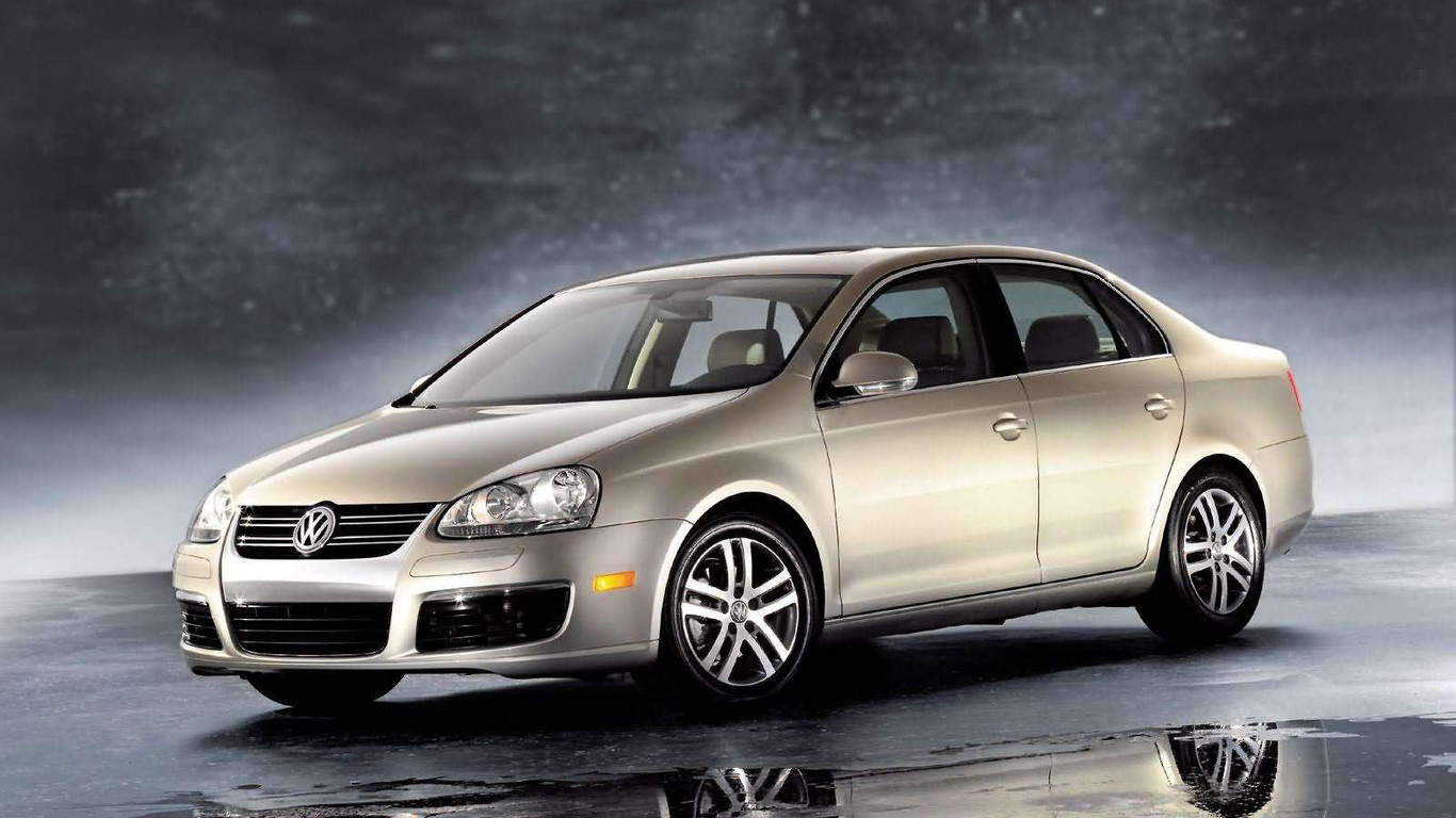 Cómo se llama el carro que se parece al Volkswagen Jetta